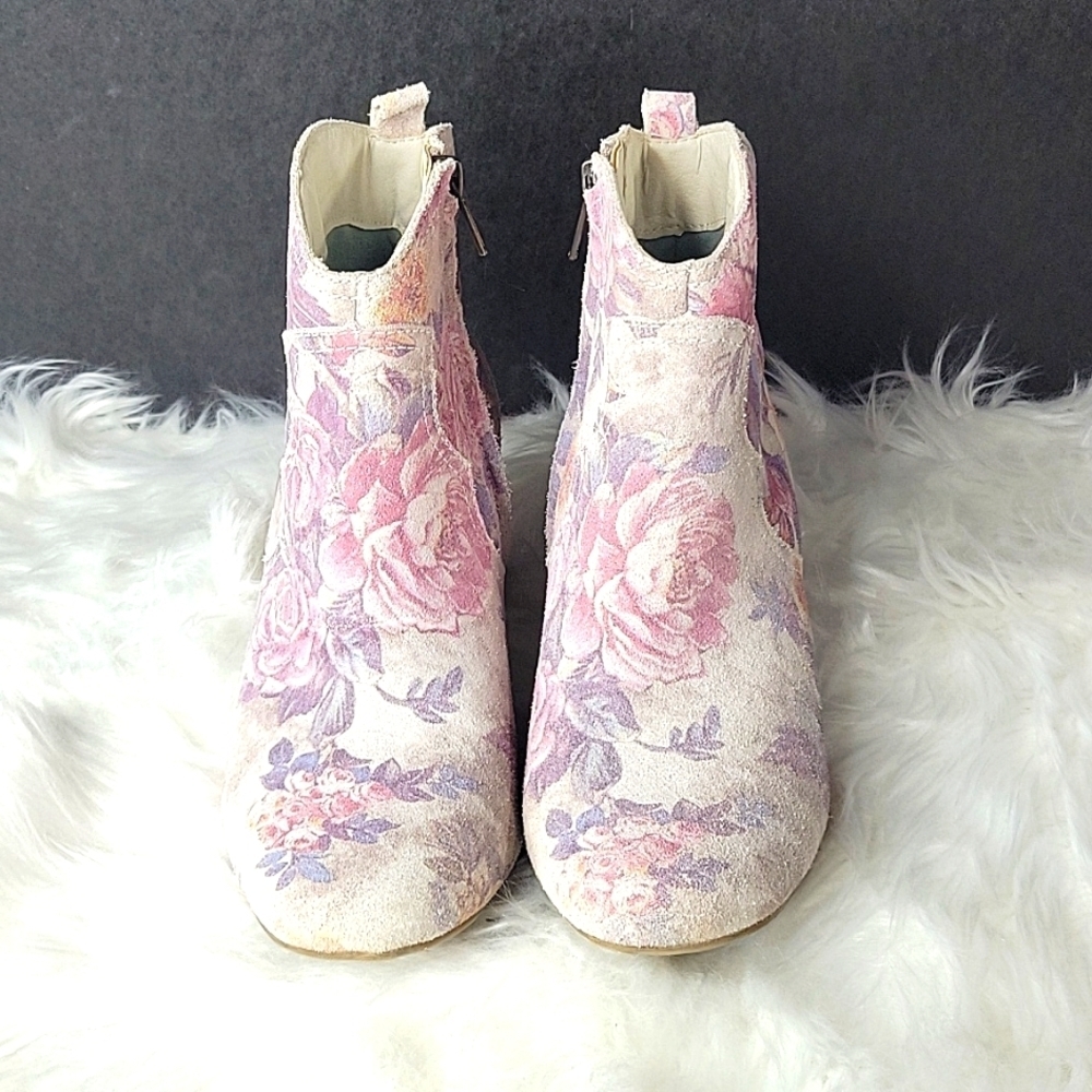 SBICCA Women's Petunias Multi Floral Suede Ankle‎ Boots Size 6.5